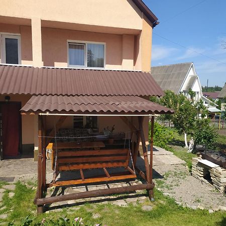 Guest House Cherepaha Kamenets-Podolsk Eksteriør bilde