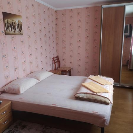 Guest House Cherepaha Kamenets-Podolsk Eksteriør bilde