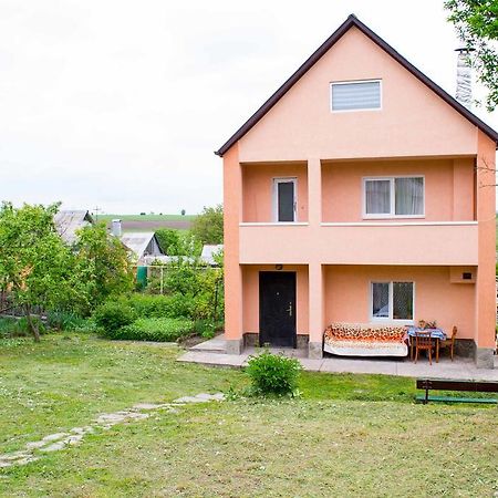 Guest House Cherepaha Kamenets-Podolsk Eksteriør bilde