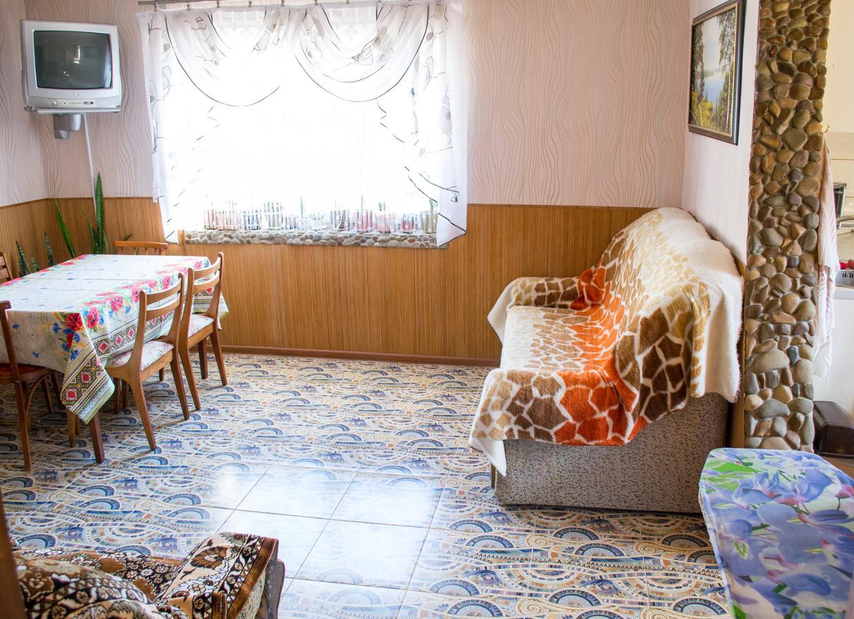 Guest House Cherepaha Kamenets-Podolsk Eksteriør bilde